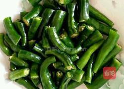 尖椒牛柳的做法图解2