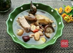 清补凉斑鸠猪骨汤的做法图解11