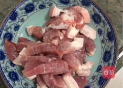 榨菜肉段的做法图解1