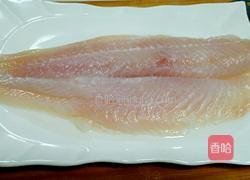 茄汁龙利鱼丁的做法图解1