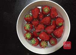 草莓酱的做法图解2