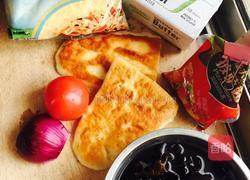 简易烤饼披萨的做法图解1