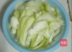 蒲瓜小虾干的做法图解2