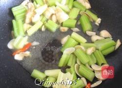 素炒芹菜百合的做法图解7