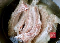 吮指排骨的做法图解2