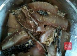 炸鳗鱼的做法图解1