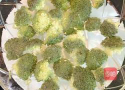 虾仁炒西兰花的做法图解1