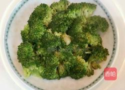 虾仁炒西兰花的做法图解9