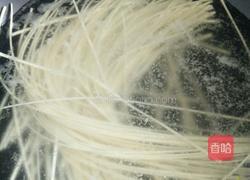 鸡蛋番茄肉沫拌面的做法图解6