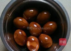 酱油卤蛋的做法图解4