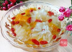 银耳南瓜枸杞糖水的做法图解7