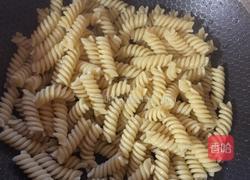 番茄酱意面的做法图解3