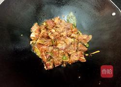 莲藕焖排骨的做法图解7