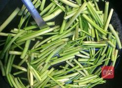 野芹炒腊肉的做法图解5