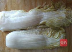 砂锅酸菜粉的做法图解1