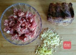 砂锅酸菜粉的做法图解3