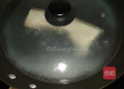 圆椒蒜苗回锅肉的做法图解2