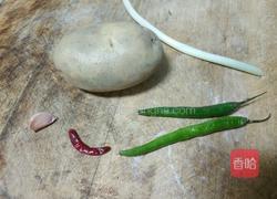 呛拌土豆丝的做法图解1