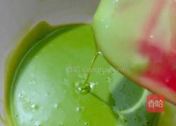 菠菜汁戚风蛋糕的做法图解7