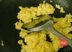 青椒鸡蛋酱的做法图解3