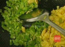 青椒鸡蛋酱的做法图解5