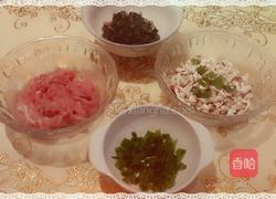 香菇皮蛋瘦肉粥的做法图解2