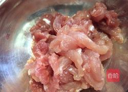 韭菜炒肉的做法图解4