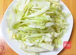 清炒包菜的做法图解1