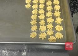 牛奶曲奇的做法图解1