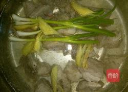 山药小排养生汤的做法图解3