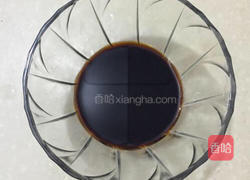 酱油炒面的做法图解2