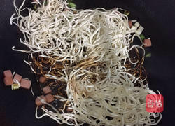 酱油炒面的做法图解5