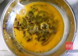 香椿炒鸡蛋的做法图解4