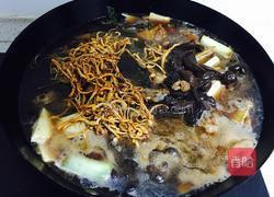 榛蘑冬笋炖三黄鸡的做法图解11
