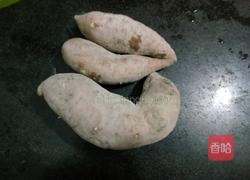 拔丝地瓜的做法图解1