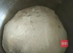 Illustration of how to make leek and egg pie 1