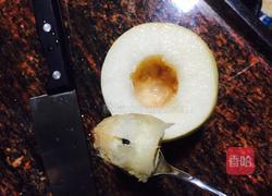 雪梨炖蜜糖的做法图解3