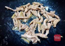 瘦肉炒豆芽的做法图解5