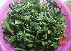 花生碎拌马兰头的做法图解1