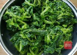 小白菜猪肉包子的做法图解2