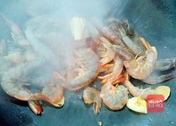 油爆河虾的做法图解4