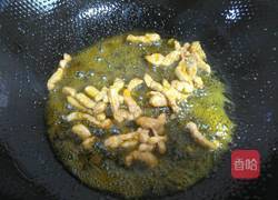 白地瓜炒肉丝的做法图解3