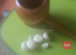 秘制蒜泥蘸汁的做法图解1