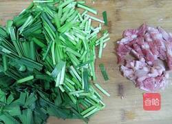 韭菜炒培根的做法图解1
