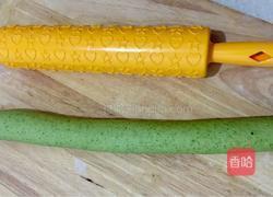 春意盎然的菠菜面包的做法图解6