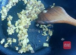 腊肠香菇糯米饭的做法图解3