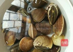 车螺芥菜猪骨汤的做法图解2