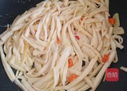 爆炒手撕杏鲍菇的做法图解4