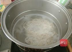 香干青椒肉丝拌面的做法图解3