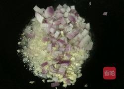 番茄蘑菇意面的做法图解3